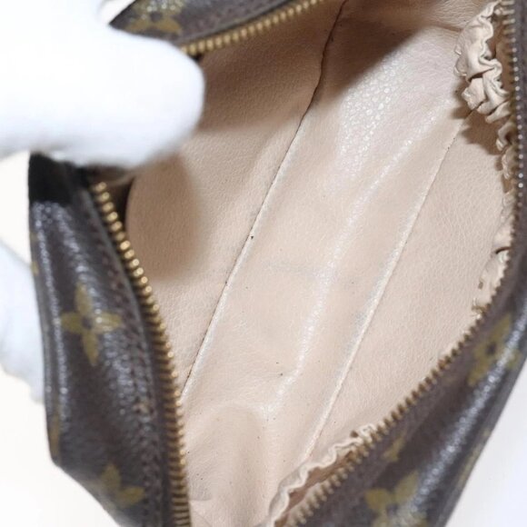 LOUIS VUITTON Monogram Trousse Toilette 18 Pouch - Picture 12 of 14